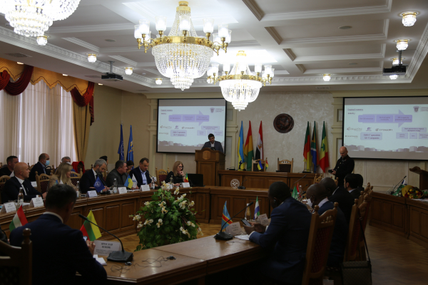 У Тернополі триває перший українсько-африканський форум економічного та освітнього співробітництва