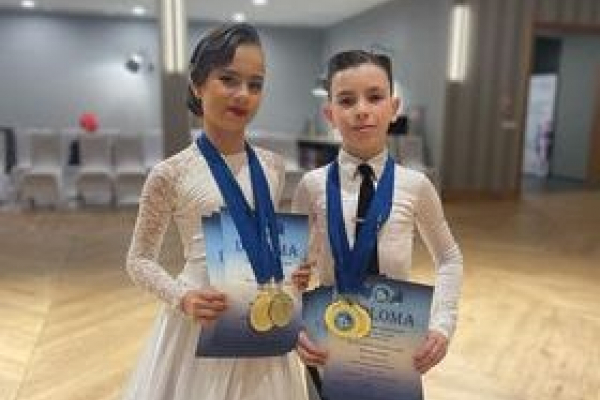 Танцюристи із Чорткова підкорили Європу на чемпіонаті