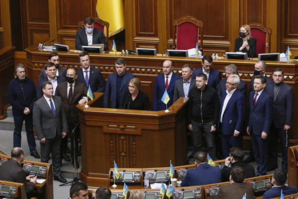 Єднатися і зміцнювати армію — Юлія Тимошенко запропонувала план реакції на вторгнення Росії
