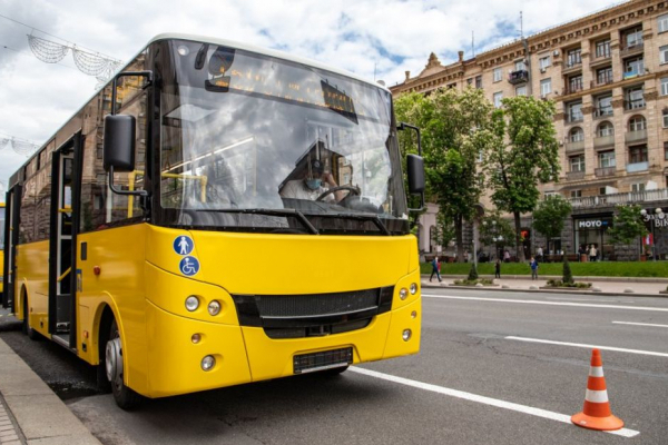 10 нових додаткових автобусів виїхали на вулиці Тернополя