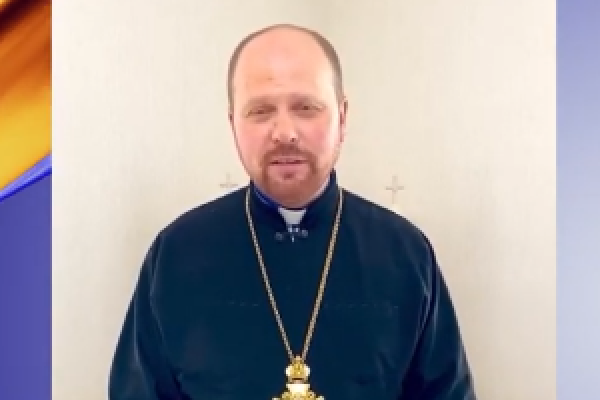 Священник з Тернопільщини молиться за мир в Instagram