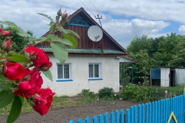 На Тернопільщині переселенці повертають до життя спорожніле село