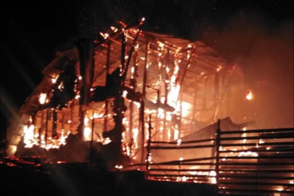 Потужна пожежа у Кутківцях: горіла дача 180 метрів квадратних