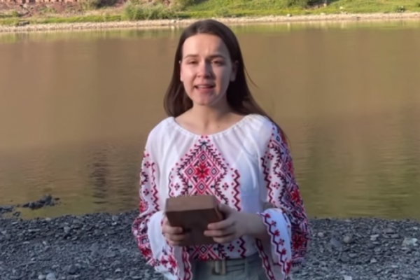 Музикантка Віта з Коропця переспівала ще одну відому стрілецьку пісню (Відео)