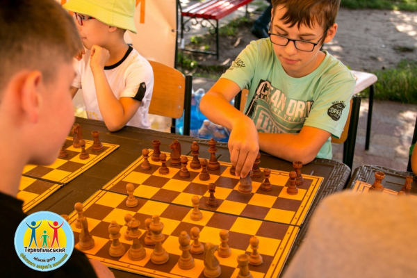У Тернополі відбувся турнір із шахів на підтримку ЗСУ
