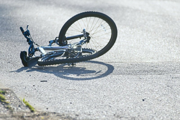 У Тернополі водій велосипедист на переході збив пенсіонерку