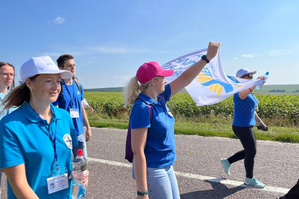 У Зарваниці на Тернопільщині відбулася Перша Всеукраїнська проща волонтерів