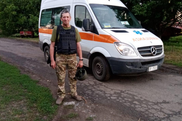 Автівки від «Української команди» вже поїхали до військових медиків зі Зборівщини