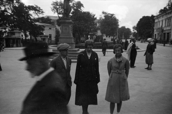 Тернополяни на фото 1936 року