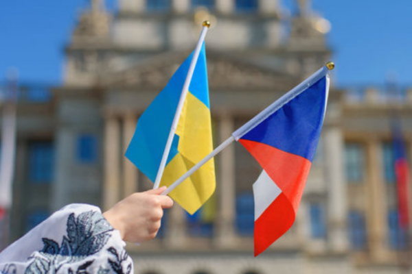У Чехії офіційно працевлаштувалися понад 100 000 українців