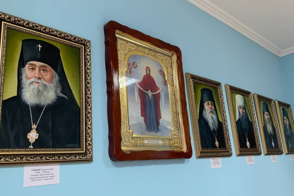 У Тернополі презентували виставку портретів православних архієреїв