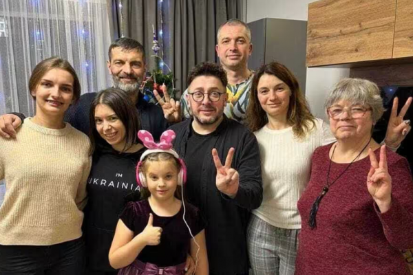 А вдома сюрприз: Михaйло Діaнов повернувся до Тернополя після оперaції в США