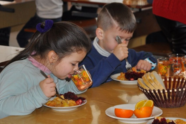 У Тернополі піднімають оплату за харчування дітей