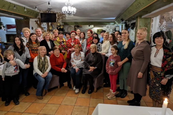 У Тернополі для жінок з числа ВПО організували різдвяне частування