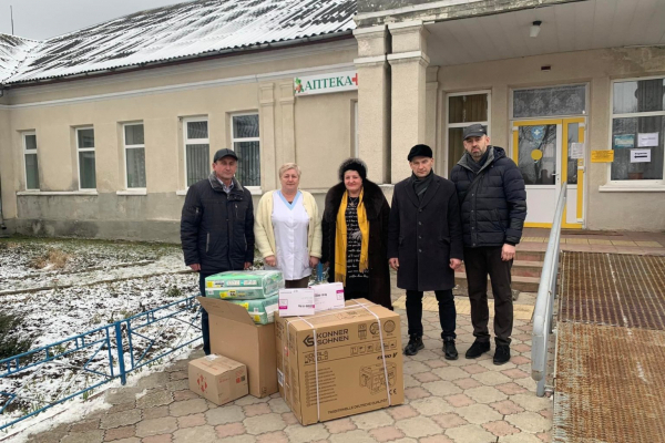 Волонтери «Української команди» передали генератор Золотниківській райлікарні на Тернопільщині