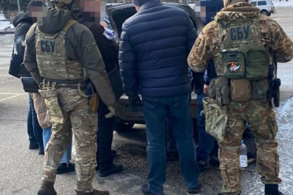 СБУ затримала чиновника Одеської військової адміністрації, який вимагав гроші з підприємців