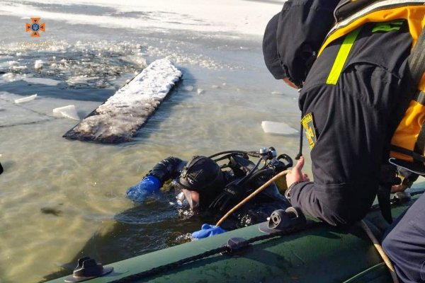 На Тернопільщині знайшли тіло юнака, який провалився під лід