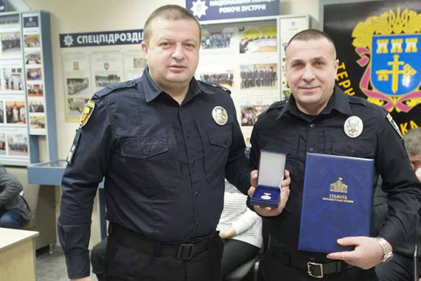 Поліцейський з Тернопільщини отримав відзнаку від Верховної Ради