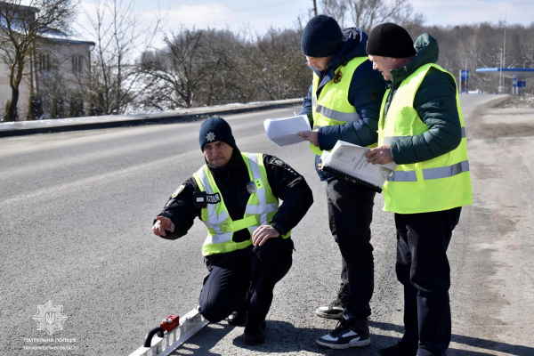 Поліцейські і дорожники Тернопільщини провели перевірки на дорогах, де часто стаються ДТП
