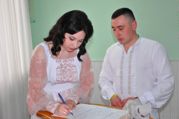 У громаді на Тернопільщині одружився захисник