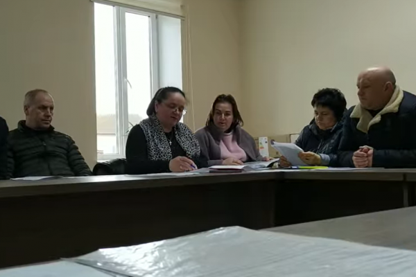 Депутатський шабаш на сесії Микулинецької селищної ради