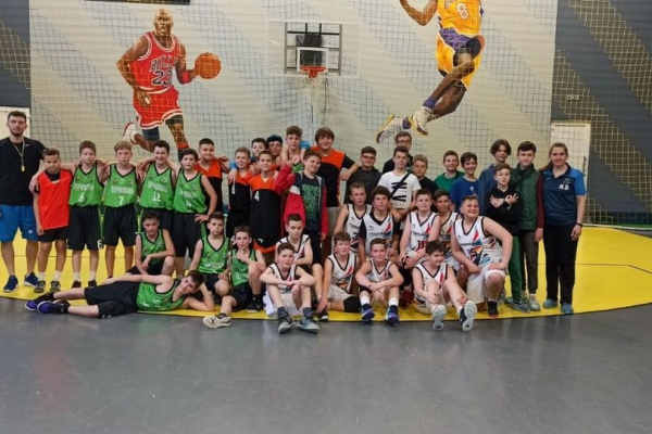 У Тернополі відбулися товариські матчі баскетбольних команд