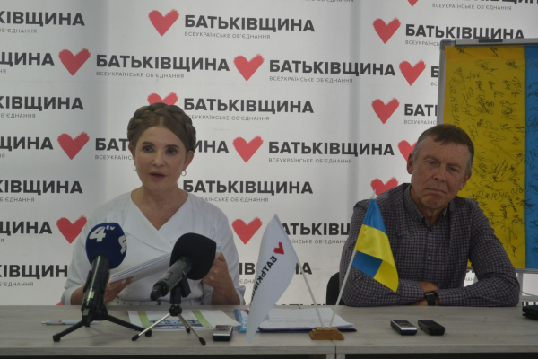 «Україна – не повинна стати сировинним придатком Європи»: Юлія Тимошенко відвідала Тернопіль із благодійною метою 