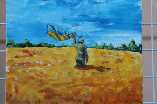 Картини, написані військовими, показали на виставці у Тернополі