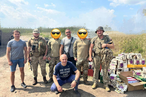 Андрій Ярема, Юрій Ханін та Ігор Гуда відвідали з допомогою українських військових