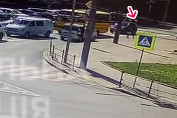 Перебігав дорогу перед машиною поліції: у Тернополі пішохід попався патрульним