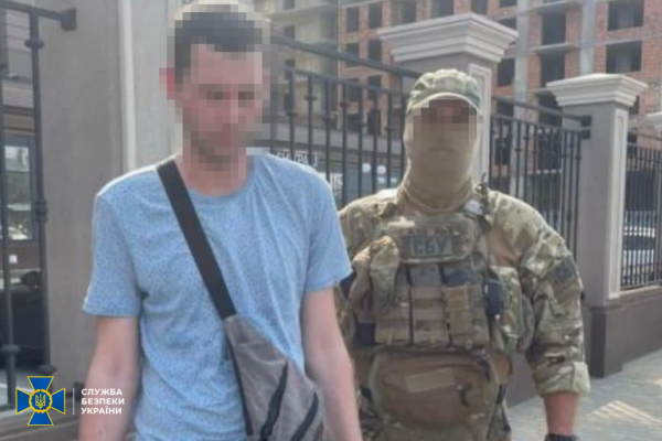 СБУ затримала в Одесі російського інформатора, який хотів «зламати» телефон військової ЗСУ задля розвідданих