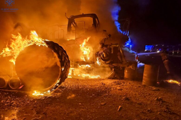 На Тернопільщині згоріли комбайн і трактор