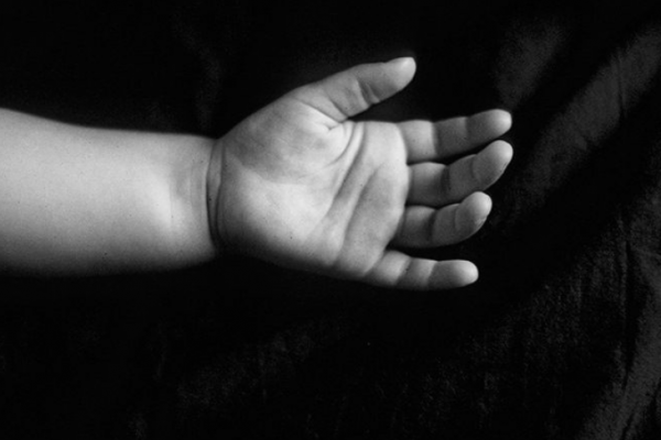 Хлопчик народився живим: смерть немовляти у Чорткові була насильницькою. Деталі трагедії