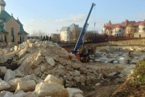 Верховний суд зупинив скандальне будівництво у Тернополі на церковній землі