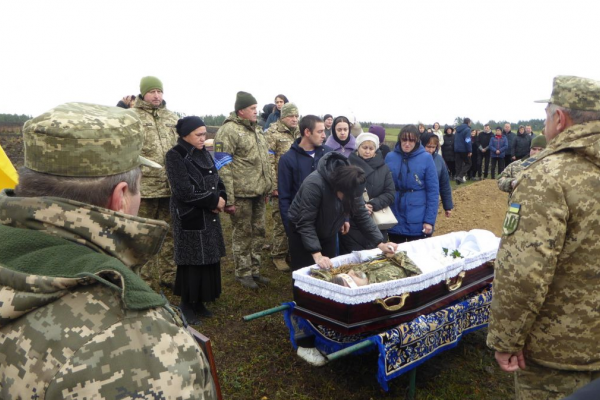 Помер у військовій частині на Волині: Тернопільщина поховала командира Олега Підгородецького