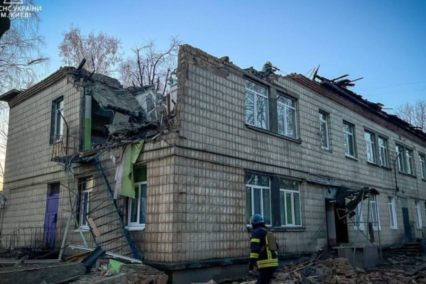 Уночі росіяни випустили рекордну кількість дронів по Україні: є руйнування і травмовані