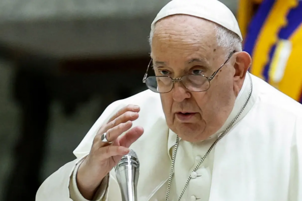 Папа Римський схвалив благословення для одностатевих пар, але не шлюб