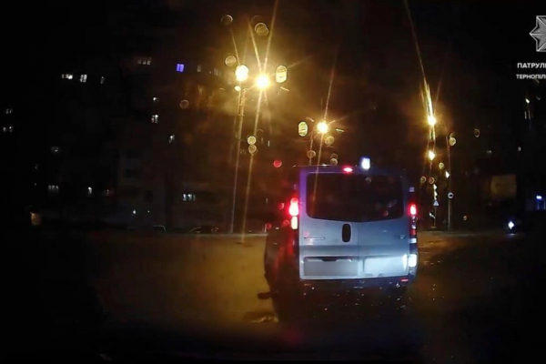 У Тернополі водій їхав за кермом під дією наркотиків, не маючи водійських прав