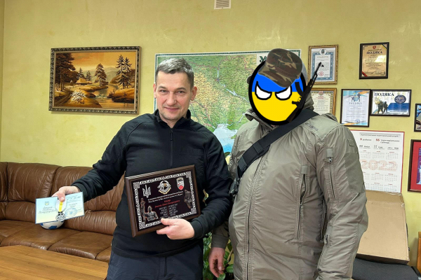 Залужний нагородив депутата з Тернопільщини Миколу Люшняка почесним нагрудним знаком