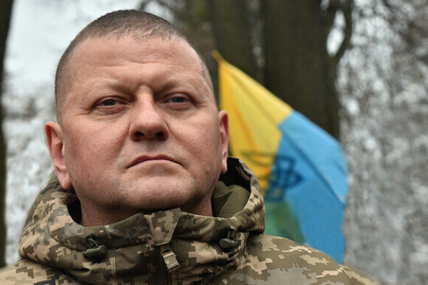 Президент присвоїв Залужному, Буданову та Агеєву звання Герой України