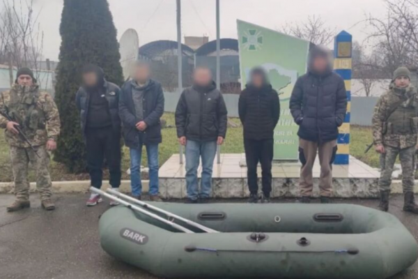 За кордон на надувному човні: житель Тернопільщини за 7000 євро намагався втекти з України