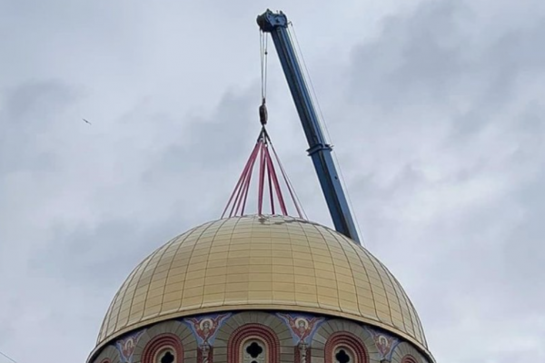 У Тернополі на кафедральному соборі ПЦУ встановили центральний купол