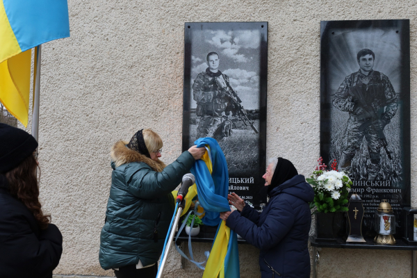 У Копичинецькій громаді відкрили меморіальну дошку військовому Андрію Крушельницькому