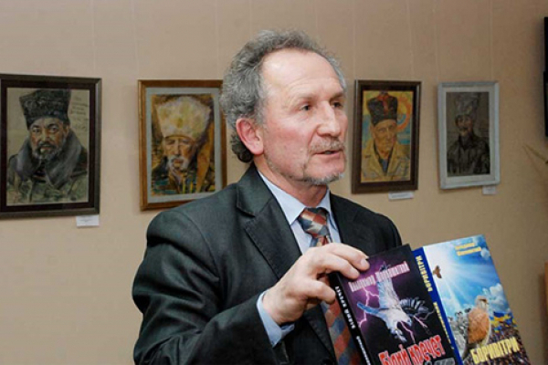 Бібліотека-музей «Літературне Тернопілля» запрошує на зустріч з відомим письменником Володимиром Шовкошитним
