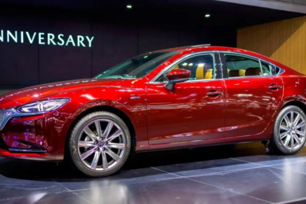 Mazda вірить у майбутнє дизельних двигунів