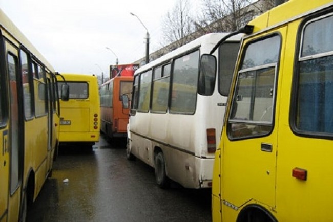 У Києві заборонять маршрутки